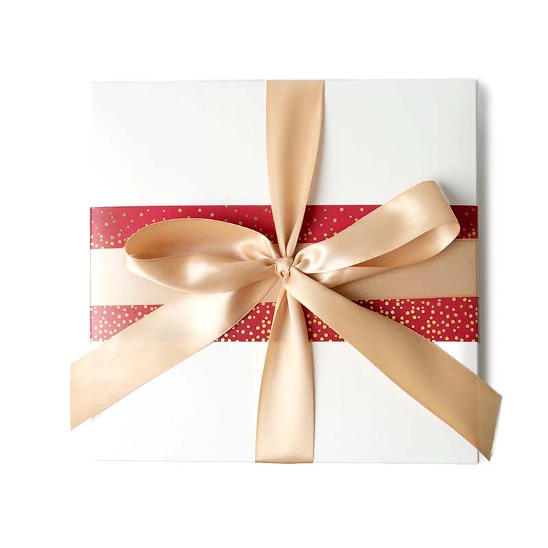 belle-and-blush-gift-box-sleeve-option-red-confetti