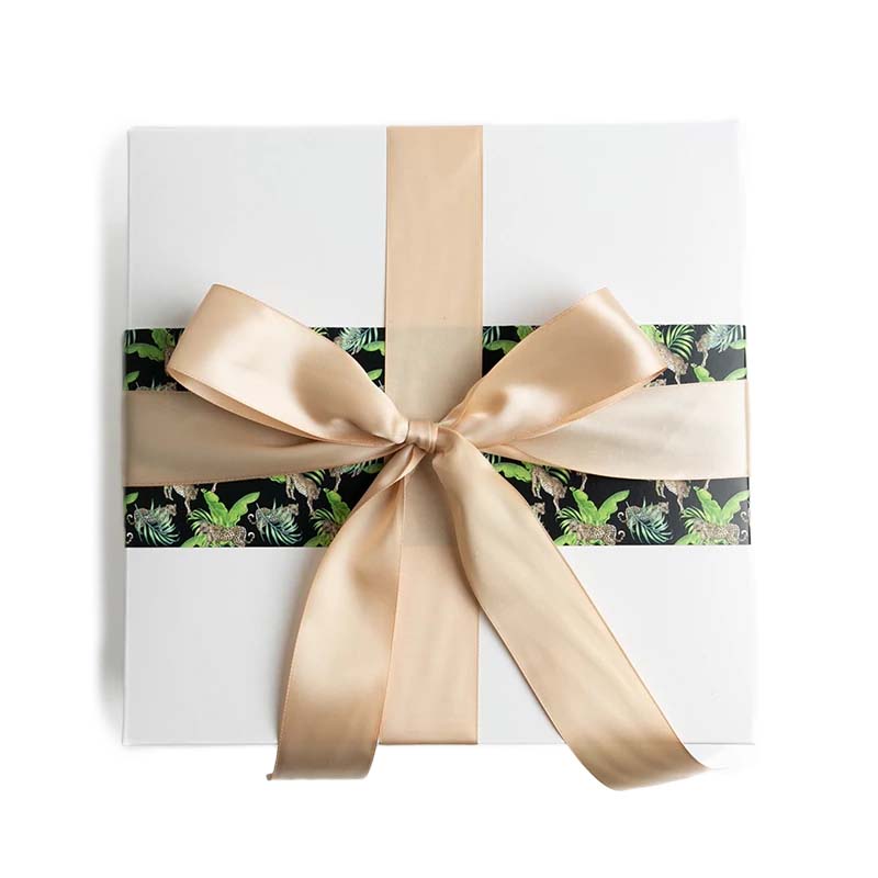 belle-and-blush-gift-box-sleeve-option-wild-thing