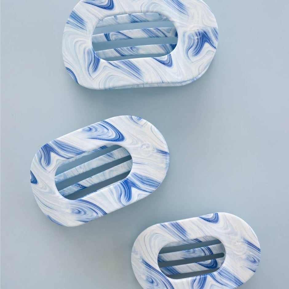 TELETIES Tide & True large flat round hair clips in blue and white marble pattern, three sizes