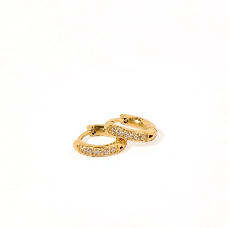 linny-co-huggie-earrings-scarlett-hoop-gold-8mm-cz