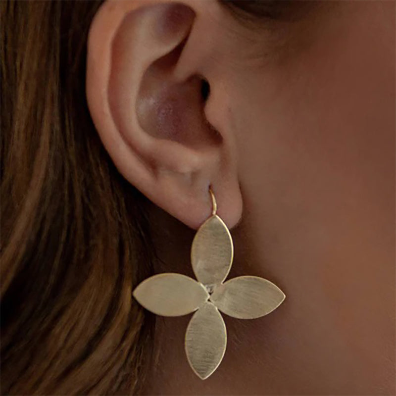 we-r-brand-medium-flower-earrings-lifestyle