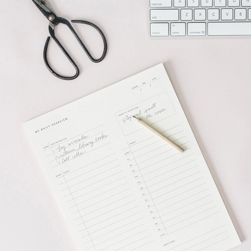 ramon-and-ruth-daily-overview-notepad-lifestyle