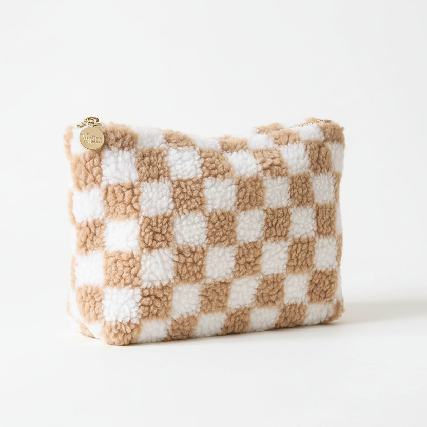 THE DARLING EFFECT | Checkered Tan Teddy Pouch