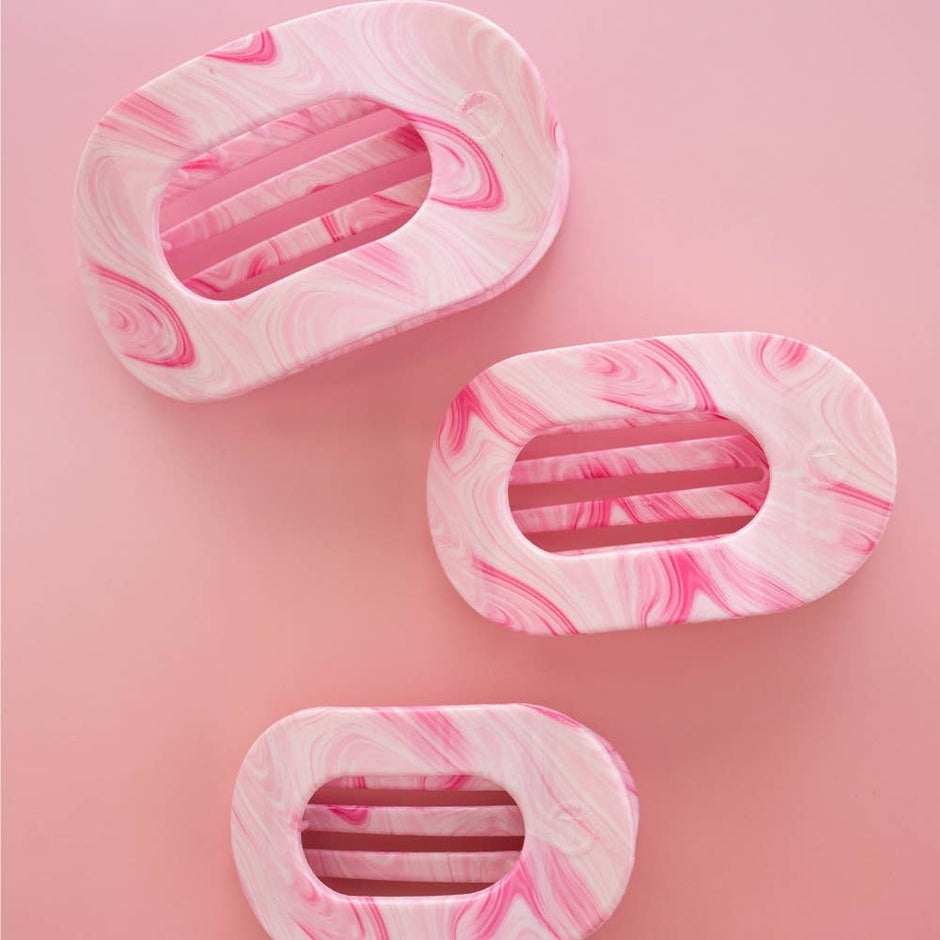 TELETIES Pinch Me Medium Flat Round Hair Clips in pink marble pattern, set of three