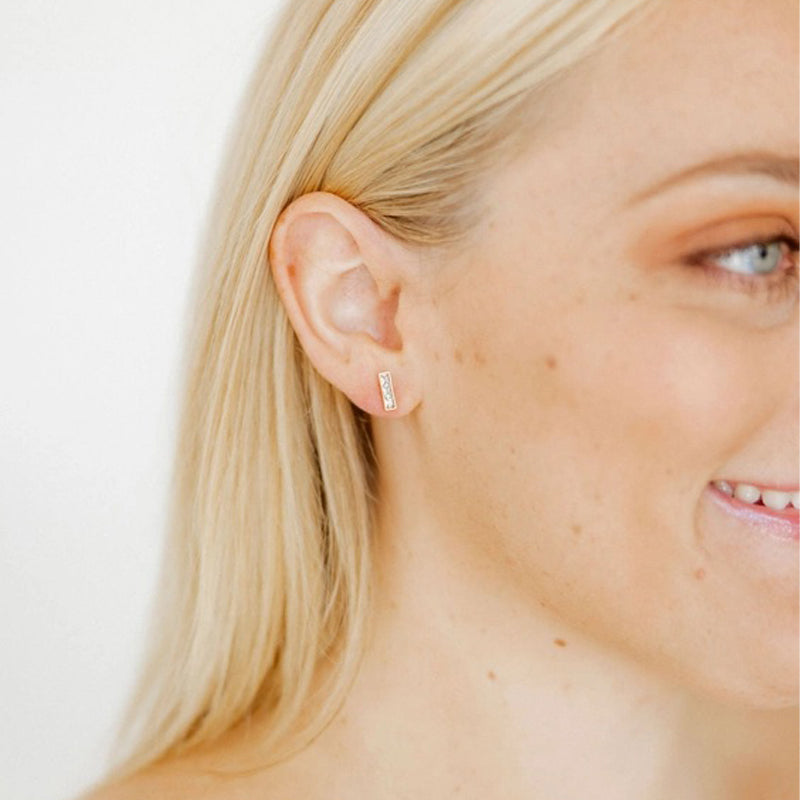 linny-co-screwback-stud-earrings-vega-lifestyle