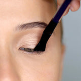 kevyn-aucoin-angled-fan-mascara-brush-lifestyle