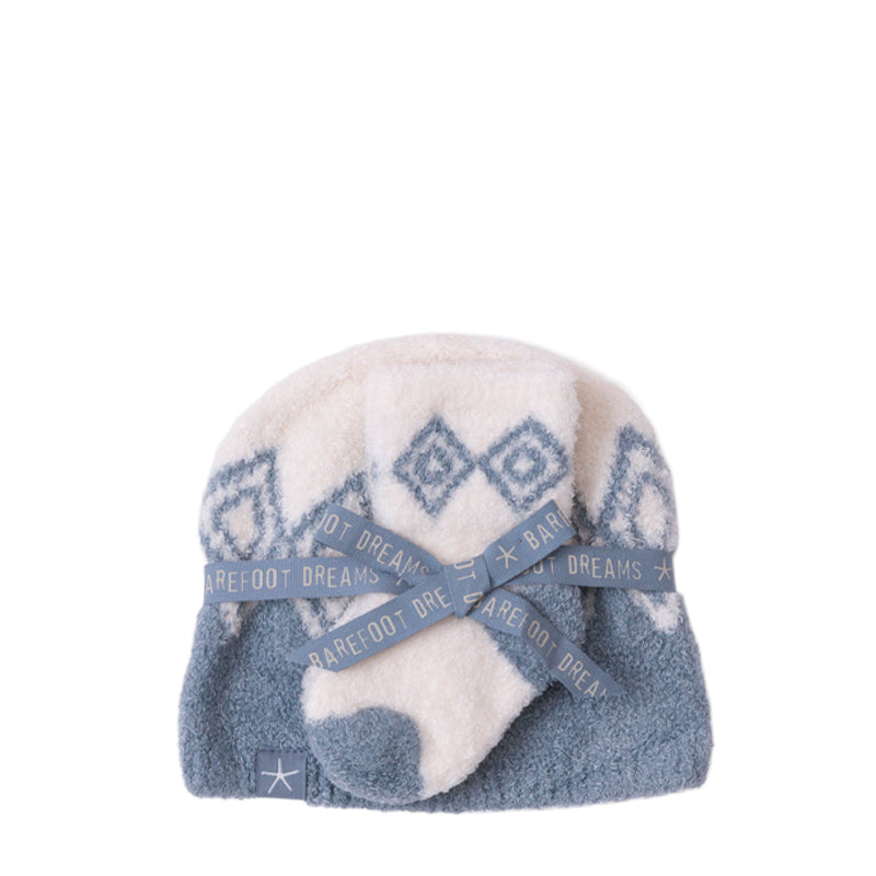 BAREFOOT-DREAMS-Cozychic-Lite®-Baby-Fair-Isle-Beanie-&-Sock-Set-blue
