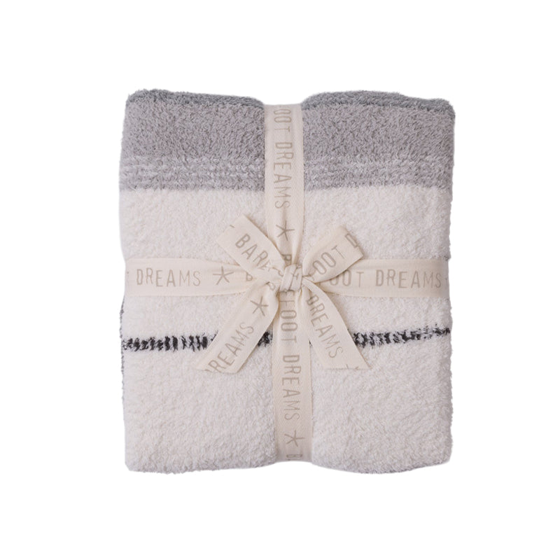 BAREFOOT-DREAMS-CozyChic®-Ombre-Sarape-Throw