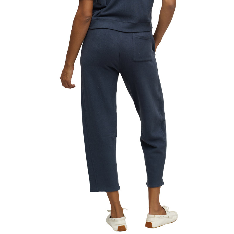 barefoot-dreams-brushed-fleece-ankle-pant-back