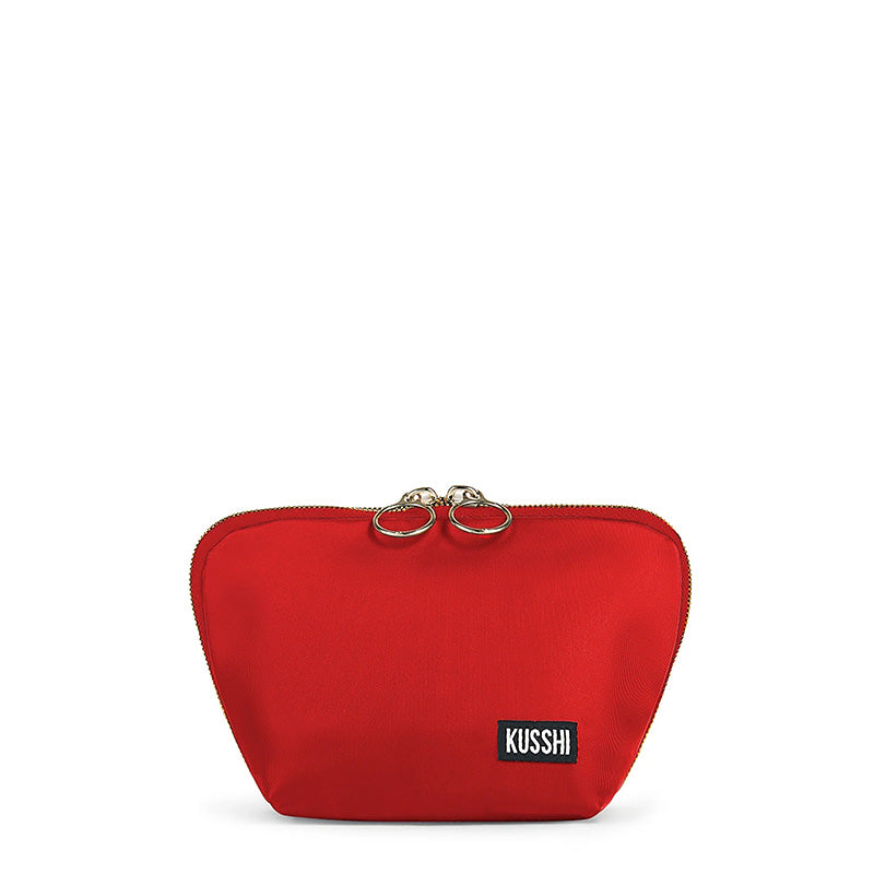 kusshi-everyday-makeup-bag-red