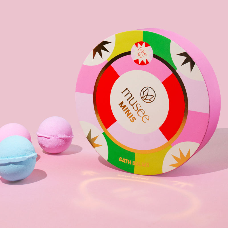 musee-minis-best-sellers-bath-bomb-set-lifestyle
