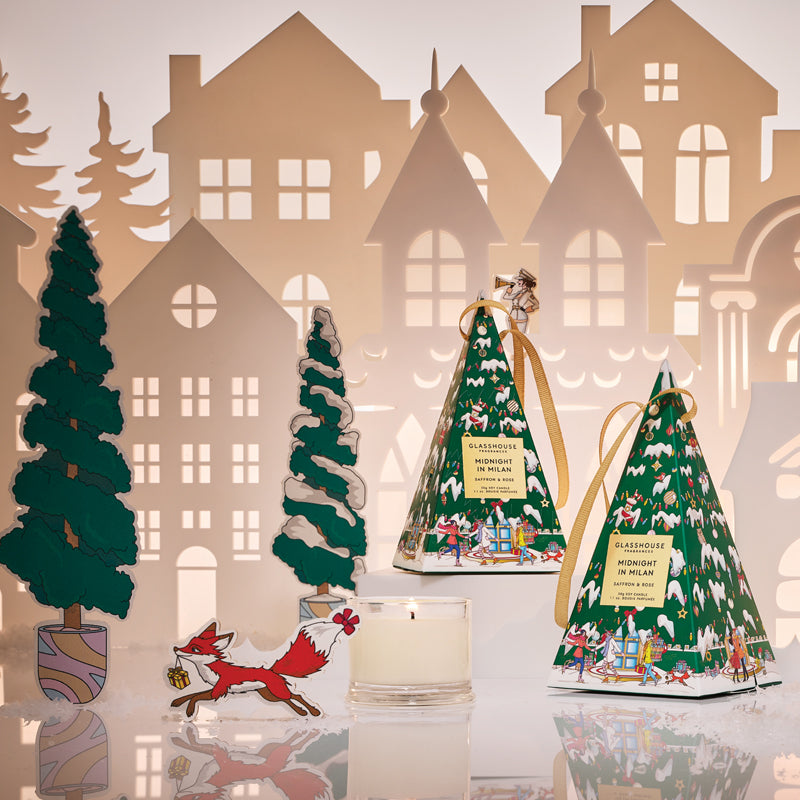 glasshouse-fragrances-midnight-in-milan-christmas-bauble-lifestyle
