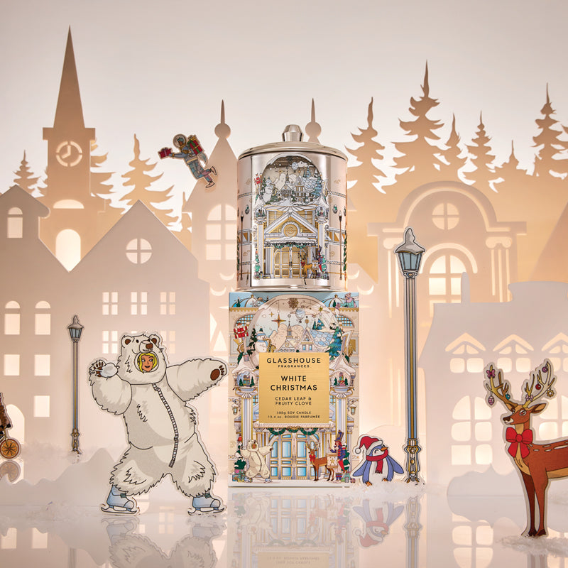 glasshouse-fragrances-white-christmas-candle-lifestyle