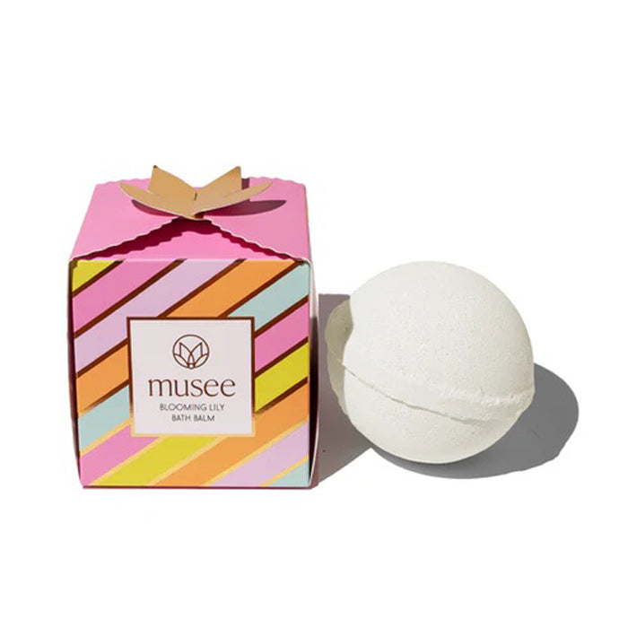 Musee-Blooming-Lily-Luxe-Bath-Bomb