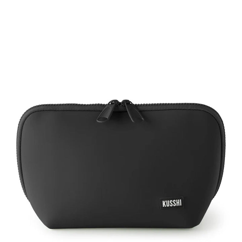 kusshi-neoprene-makeup-bag-black