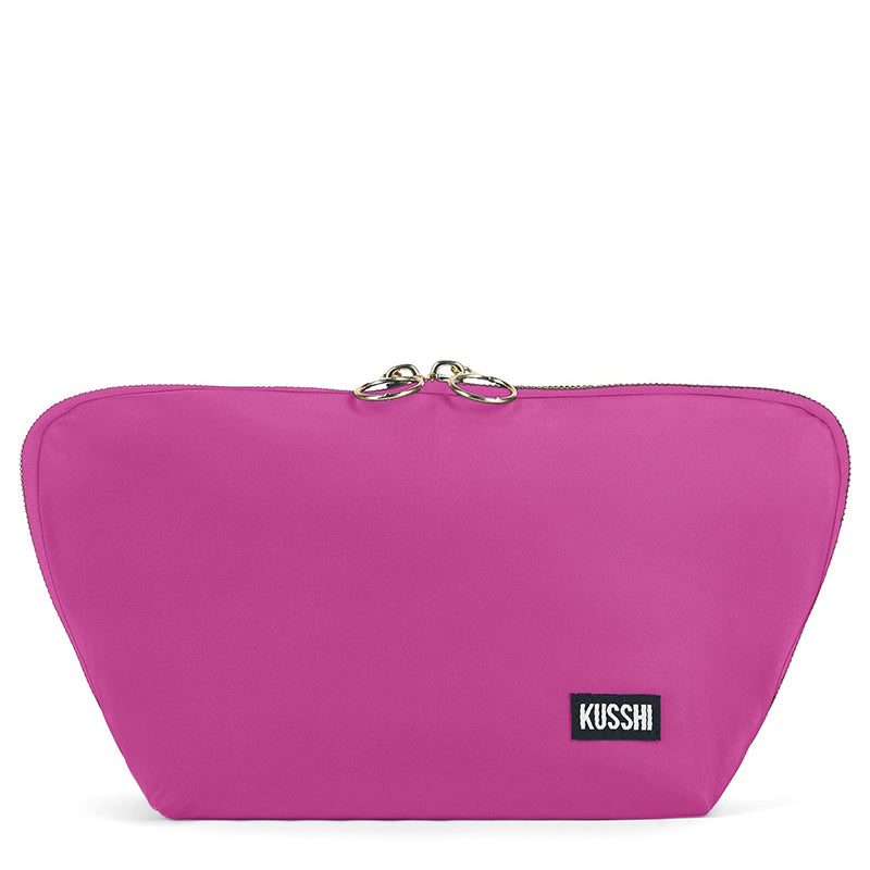 kusshi-signature-makeup-bag-pink-exterior