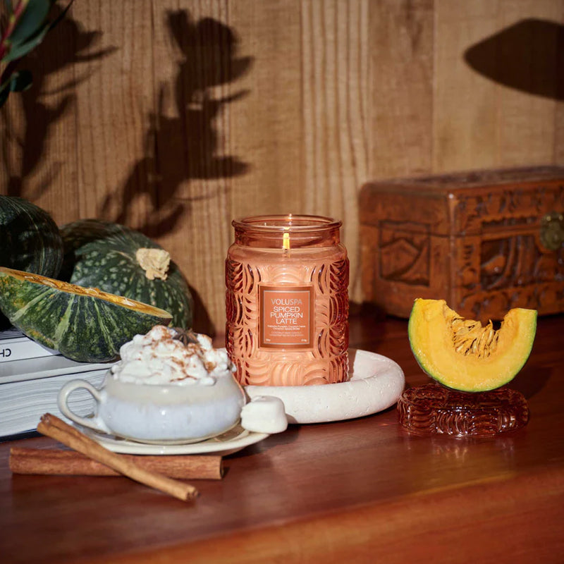 voluspa-large-jar-candle-spiced-pumpkin-latte-lifestyle