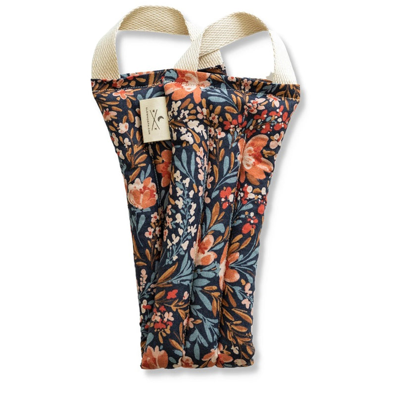 slow-north-pom-blossom-neck-wrap