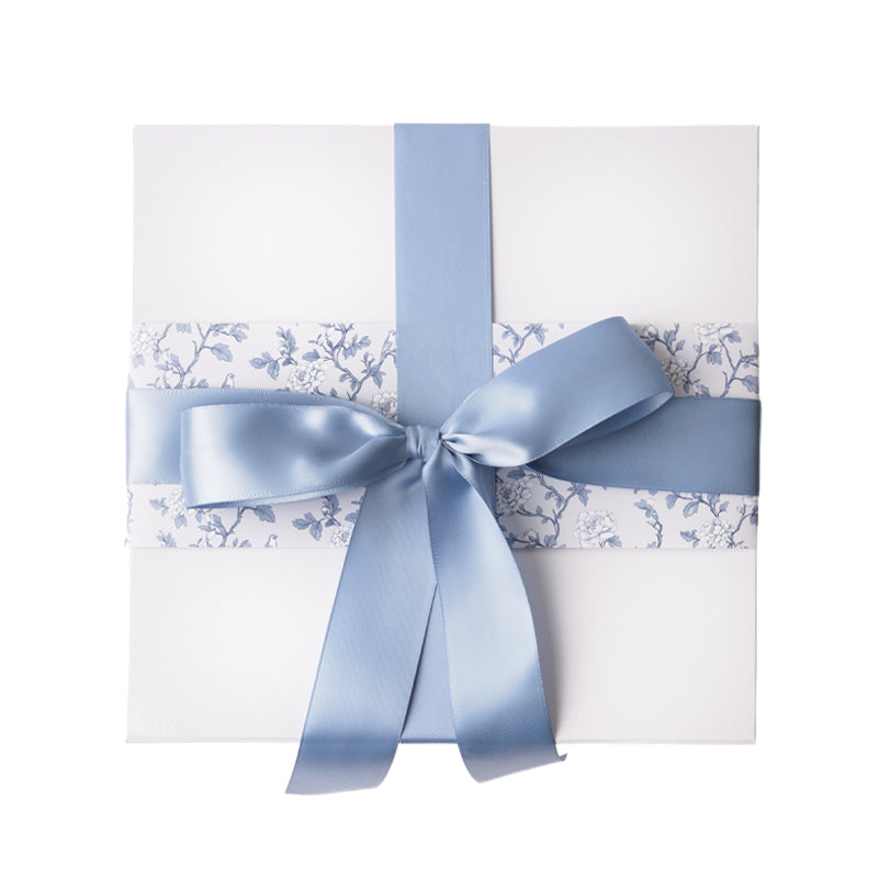 BELLE & BLUSH GIFT BAR | Birds en Bleu