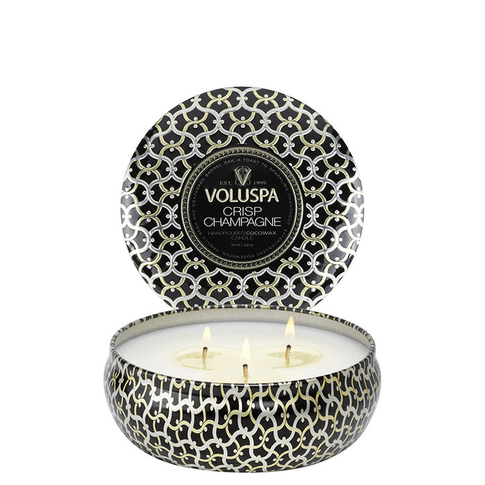voluspa-crisp-champage-3-wick-open
