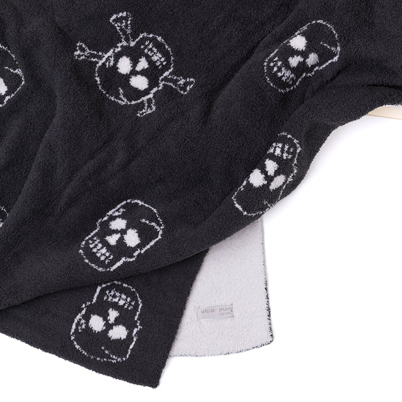barefoot-dreams-carbon-almond-skull-throw-close-up