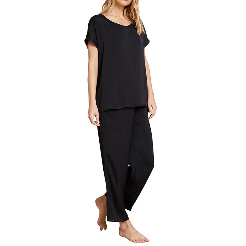 barefoot-dreams-washed-satin-tee-cropped-pant-set-black-side