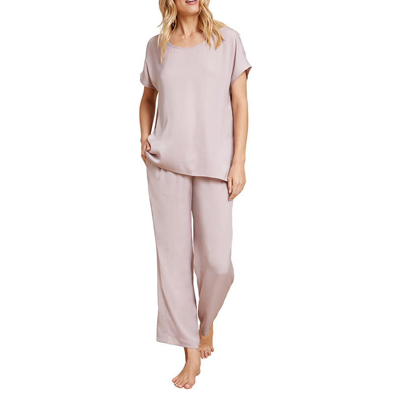 barefoot-dreams-washed-satin-tee-cropped-pant-set-feather-front