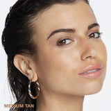 smashbox-becca-under-eye-brightening-corrector-medium-lifestyle
