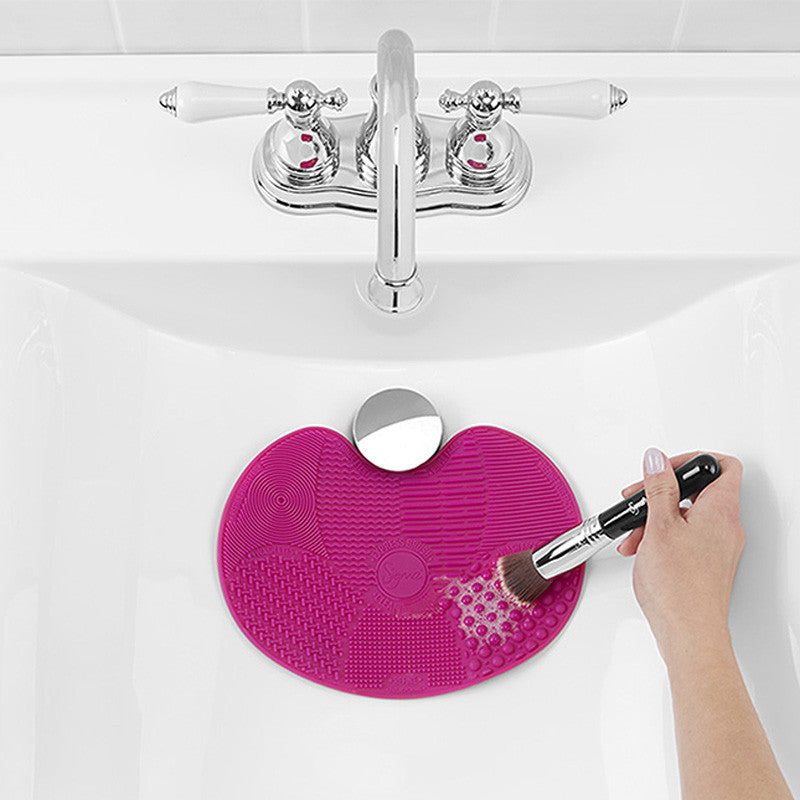 sigma-beauty-spa-express-brush-cleaning-mat