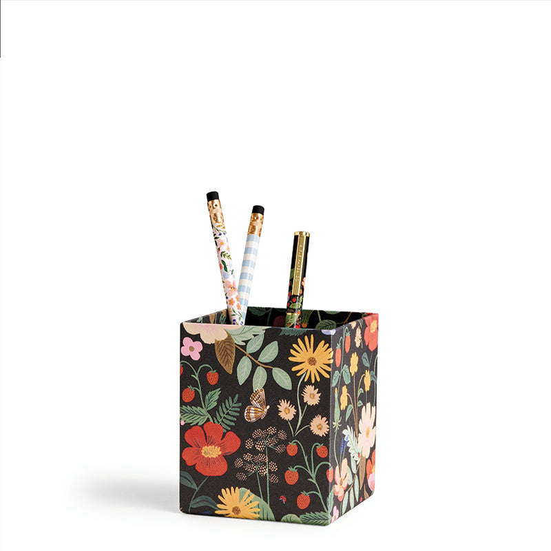 rifle-paper-co-strawberry-fields-pencil-cup-lifestyle