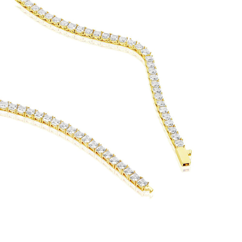 melinda-maria-lil-queen-necklace-latch-buckle