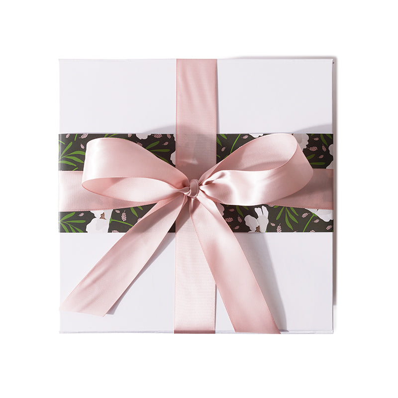 belle-and-blush-darling-blooms-gift-box