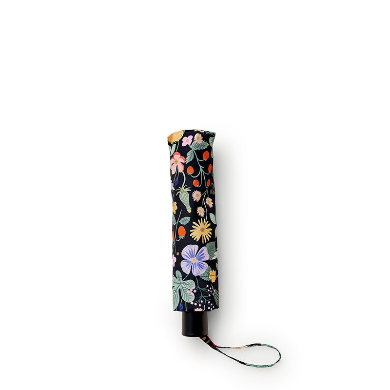 rifle-paper-co-strawberry-fields-umbrella-closed